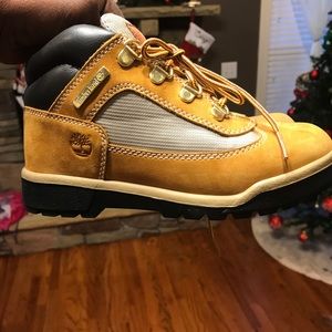Kids timberlands field boots